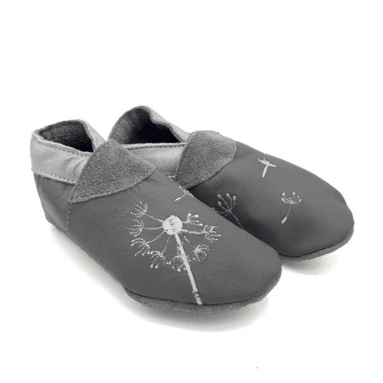 Chaussons en cuir souple pour bebes enfants et adultes